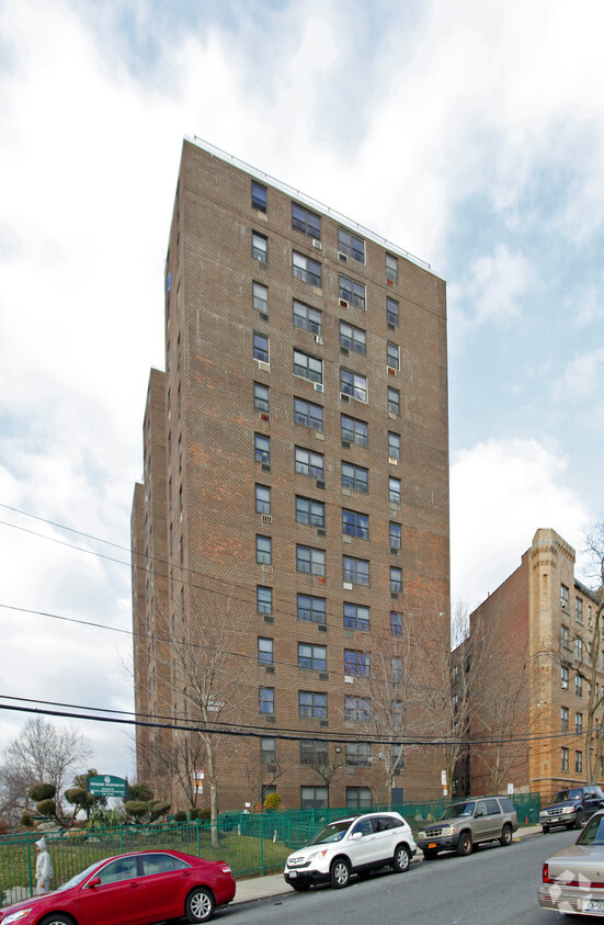 Foto del edificio - Yonkers Apartements