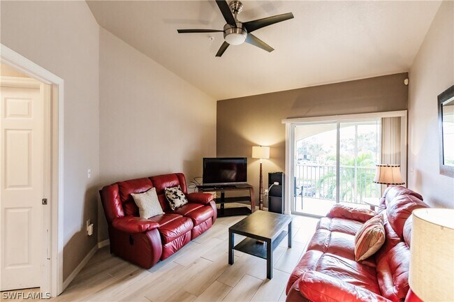 Foto del edificio - 12505 McGregor Blvd