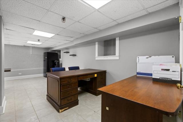 Foto del edificio - 0 bedroom in Elgin IL 60120