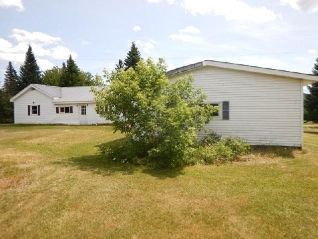 Building Photo - 4 bedroom in Redford NY 12978