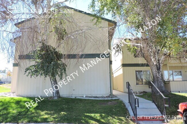 Foto del edificio - Upstairs one bedroom, one bathroom unit lo...