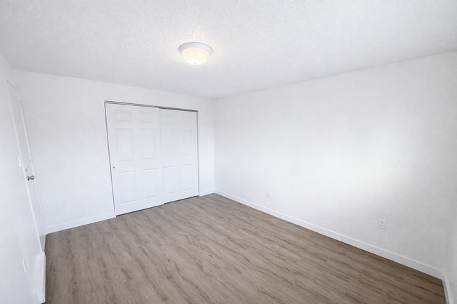 Interior Photo - Meadowbrook Apartments
