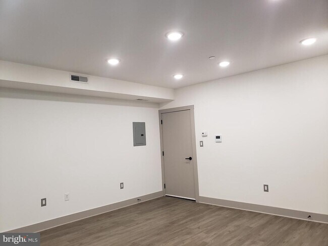 Foto del edificio - 4127 Main St