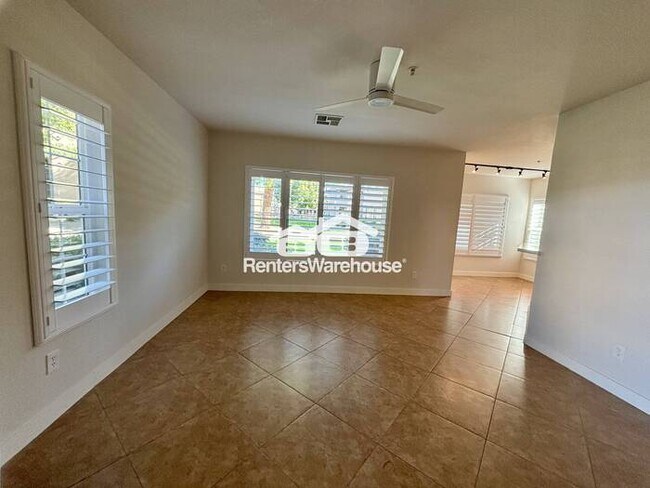 Foto del edificio - Newly Remodeled 2 Bed 2 Ba N. Scottsdale Condo - Shea and 96th
