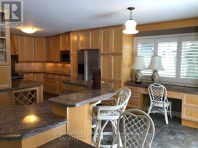 Photo du bâtiment - 1523 Duncan Rd