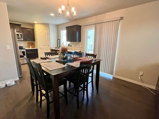 Building Photo - 10982 Rowley Dr