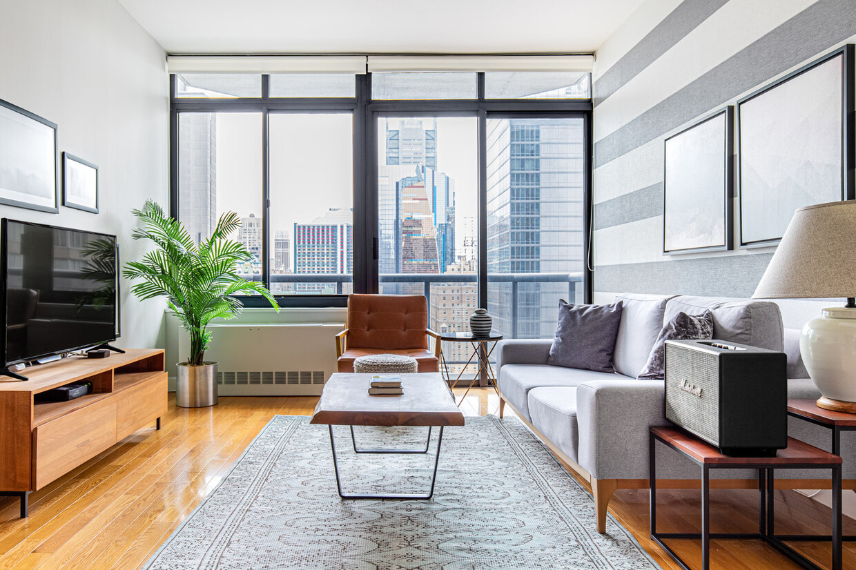 Foto principal - The Ritz Plaza, 235 W 48th St