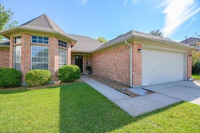 Building Photo - 11726 Milam Dr