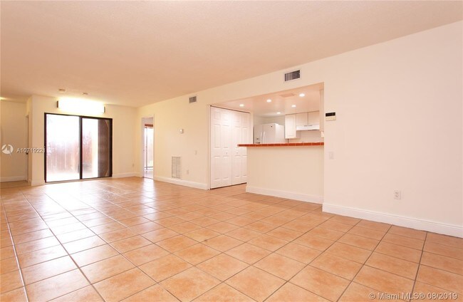 Building Photo - 6201 SW 116th Pl