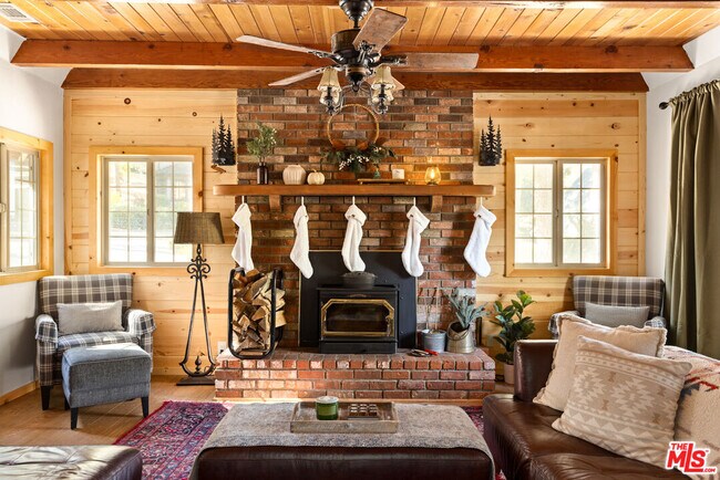 Building Photo - 959 Quail Rd