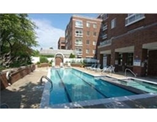 Primary Photo - 950 Massachusetts Ave