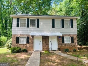 Building Photo - 606 Elm St