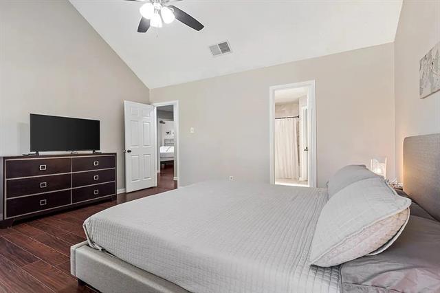 Foto del edificio - 707 Creekside Dr
