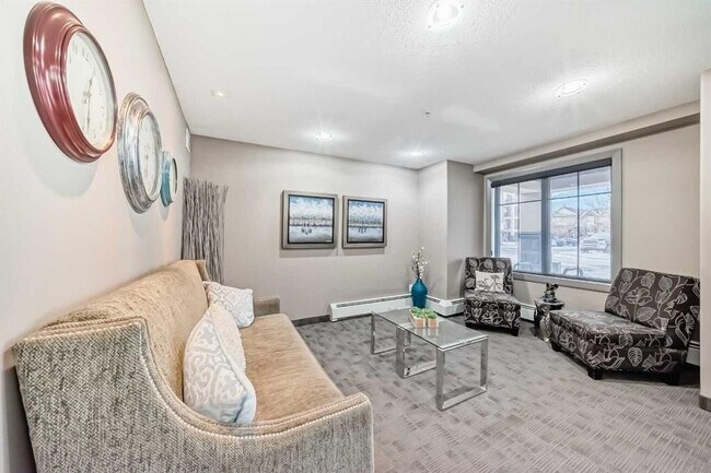 Photo du bâtiment - 310-2310 Mckenzie Towne Gate S E