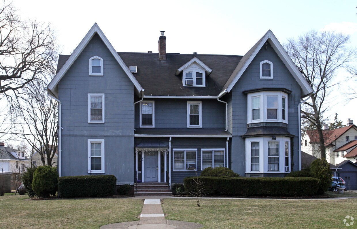 Foto del edificio - 178 Liberty Rd