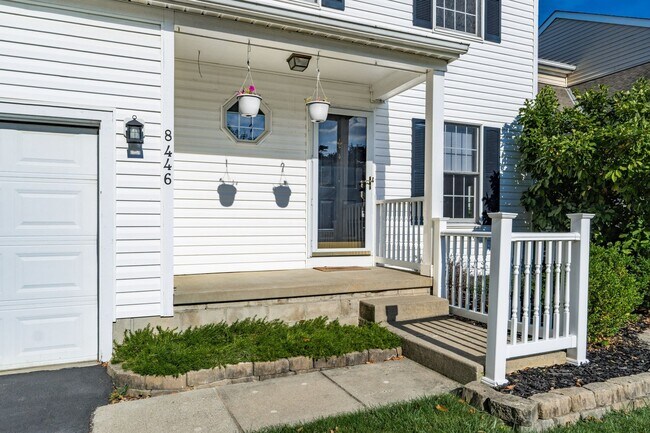Foto del edificio - 8446 Olenbrook Dr