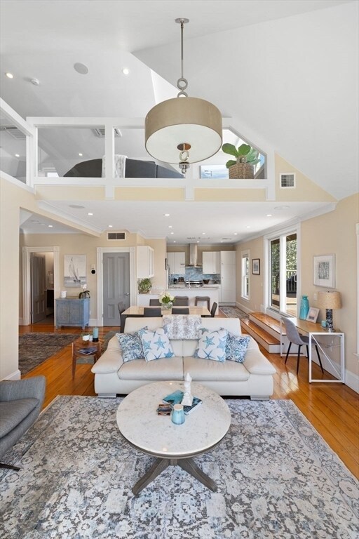 Foto principal - 201 Savin Hill Ave
