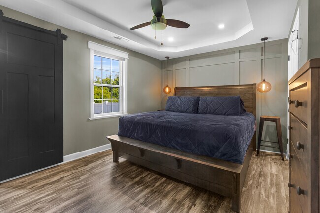 Foto del edificio - 117 Woodbury Farm Dr