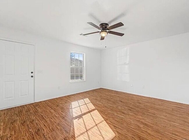 Foto del edificio - 3306 SW Victoria Pl