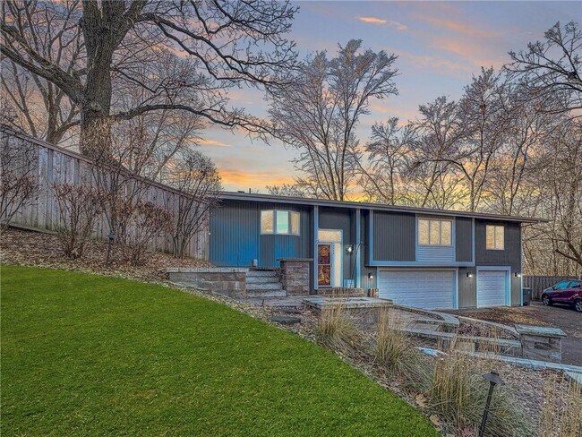 Building Photo - 4056 Hunters Hill Way