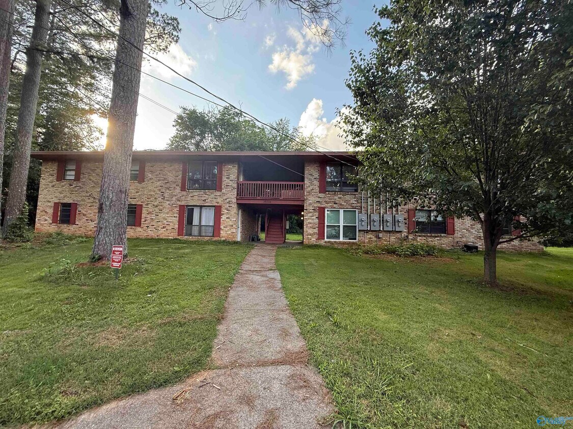 Primary Photo - 3504 Penny St SW