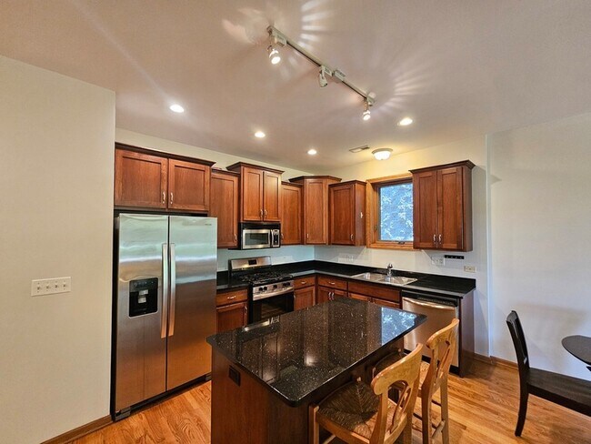 Foto del edificio - 1326 W Grenshaw St