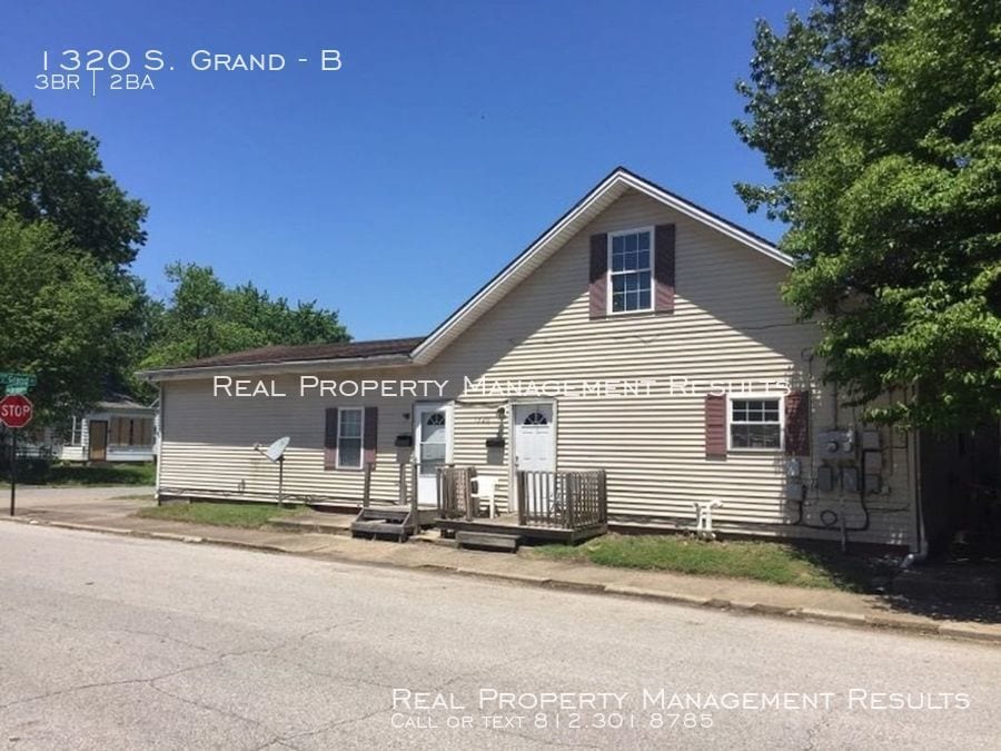 Primary Photo - 3 Bedrooms, 2 Full Baths!