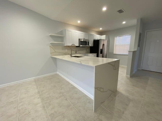 Building Photo - 9973 Three Lakes Cir