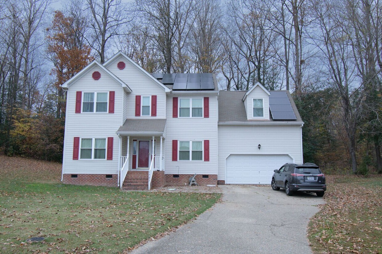 Primary Photo - Chesterfield County 5 Bedrooms 2.5 Baths
