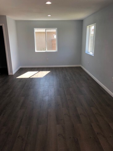 Foto del edificio - 14702 Gandesa Rd