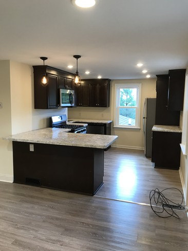Building Photo - 1091 Ridge Rd