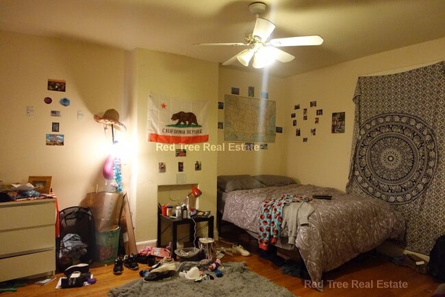 Photo - 684 Parker St Apartment