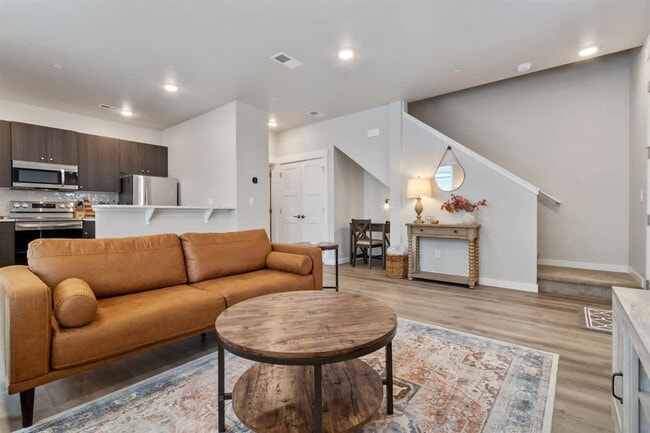 Building Photo - 17065 N Hounslow Wy