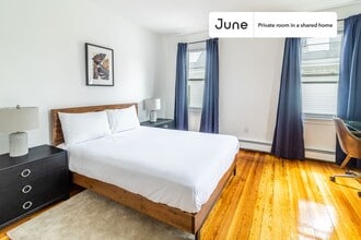 Building Photo - Room in Shared 7 bed/2 bath home in Brighton