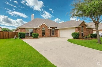 Building Photo - 1616 Nestledown Dr