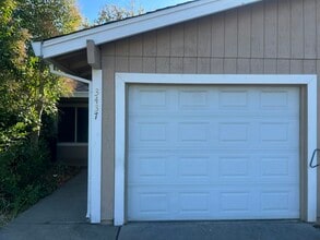 Building Photo - 3437 Viking Dr