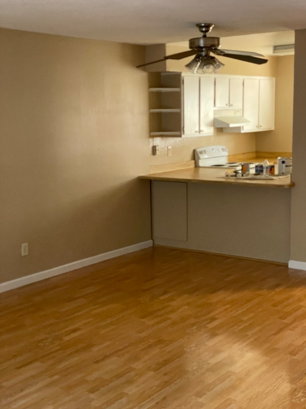 Photo - 900 Southampton Rd Apartment