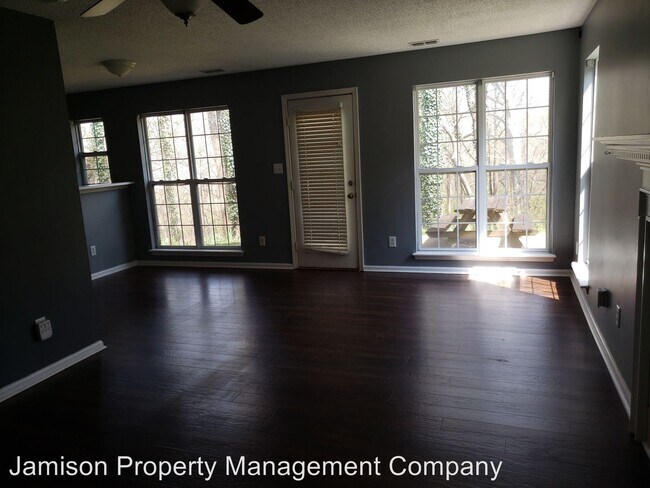 Foto del edificio - 3 br, 2.5 bath House - 5517 Brook Falls Ct