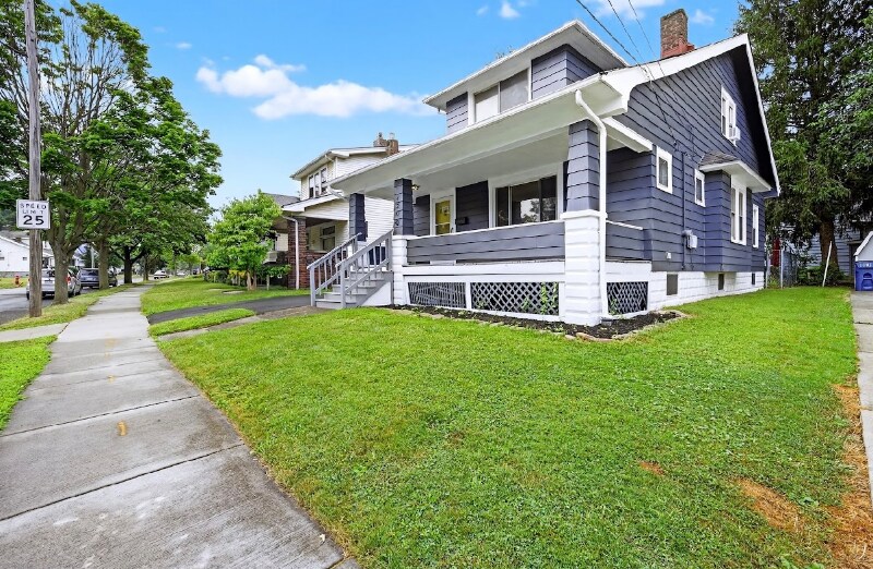 Foto principal - 4200 Cullen Dr