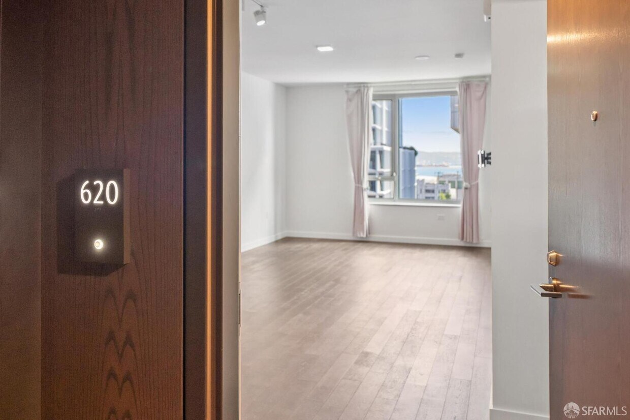 Foto principal - 1000 3rd St