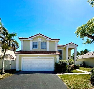 Building Photo - 14150 Oak Ridge Dr