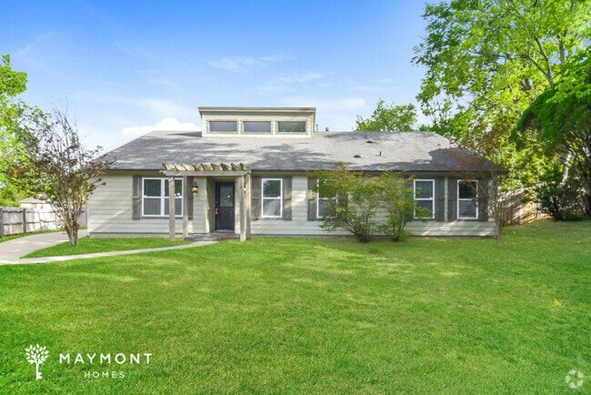 Building Photo - 6709 Woodglen Ct