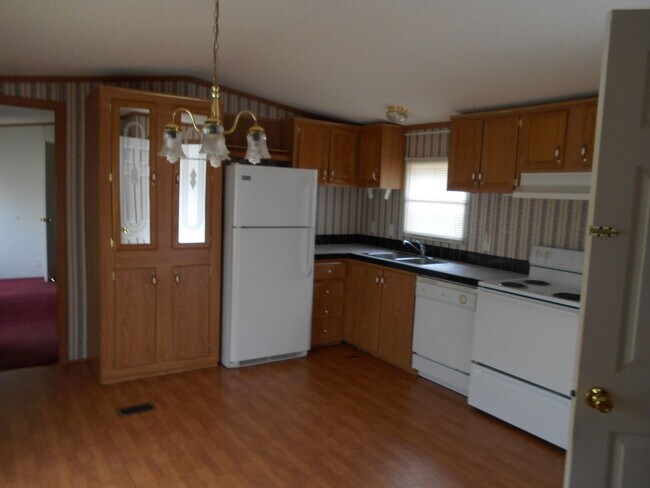 Foto del edificio - 102 Jack Hamilton Ln