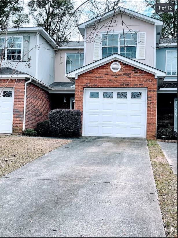 Foto principal - 128 Woodmere Dr