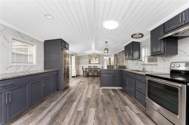 Foto del edificio - 15430 Olive Cir