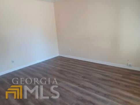 Foto del edificio - 160 Summerwood Dr