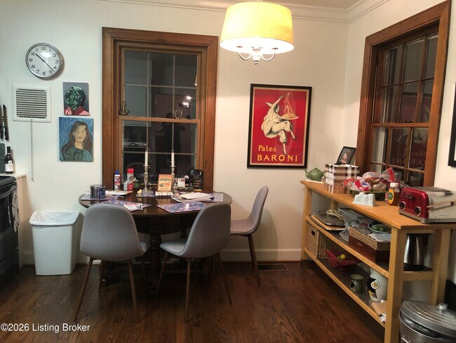 Foto del edificio - 11900 Spring Garden Ln