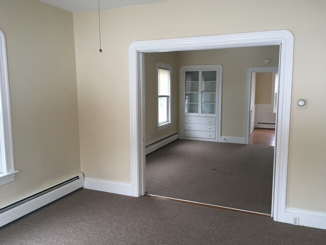 Double Parlor - 83 John St