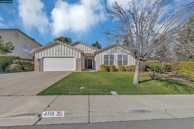 Building Photo - 4719 Golden Bear Dr