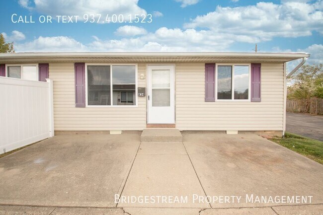 Building Photo - Cozy 1 bedroom, 1 bath ranch unit in Vanda...